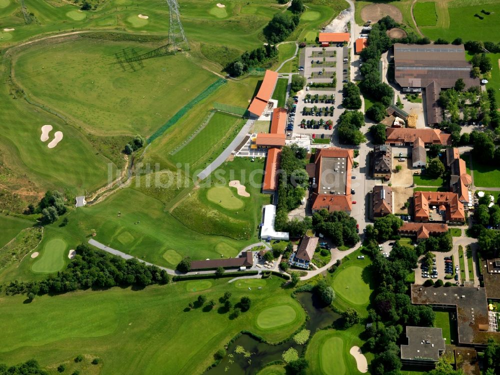 Luftbild Ludwigsburg - Die Golfanlage Schloss Monrepos in Ludwigsburg im Bundesland Baden-Württemberg