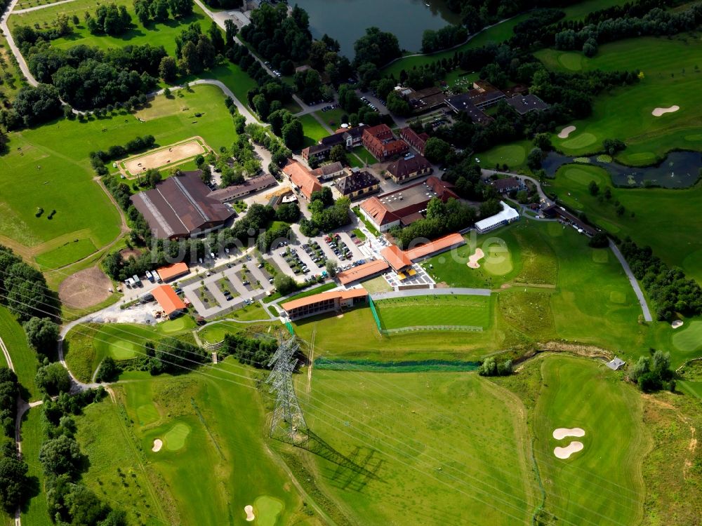 Ludwigsburg aus der Vogelperspektive: Die Golfanlage Schloss Monrepos in Ludwigsburg im Bundesland Baden-Württemberg