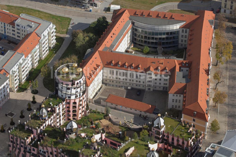 Magdeburg von oben - Die Grüne Zitadelle (Hundertwasserhasu) und der Landtag von Sachsen- Anhalt