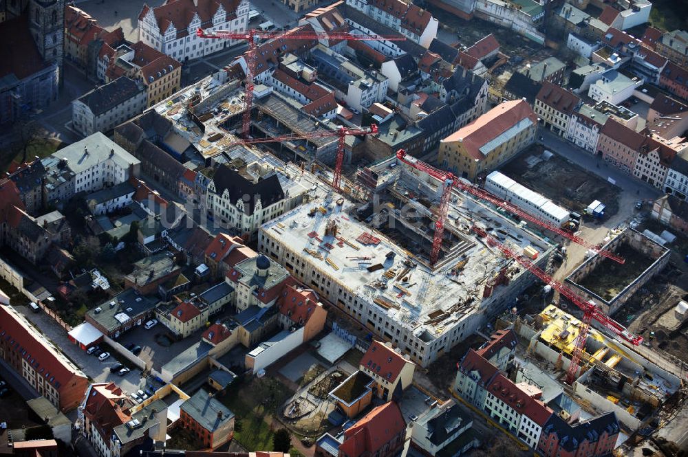 Wittenberg von oben - Die Großbaustelle des Einkaufszentrums Arsenal in der Innensatdt von Wittenberg in Sachsen-Anhalt