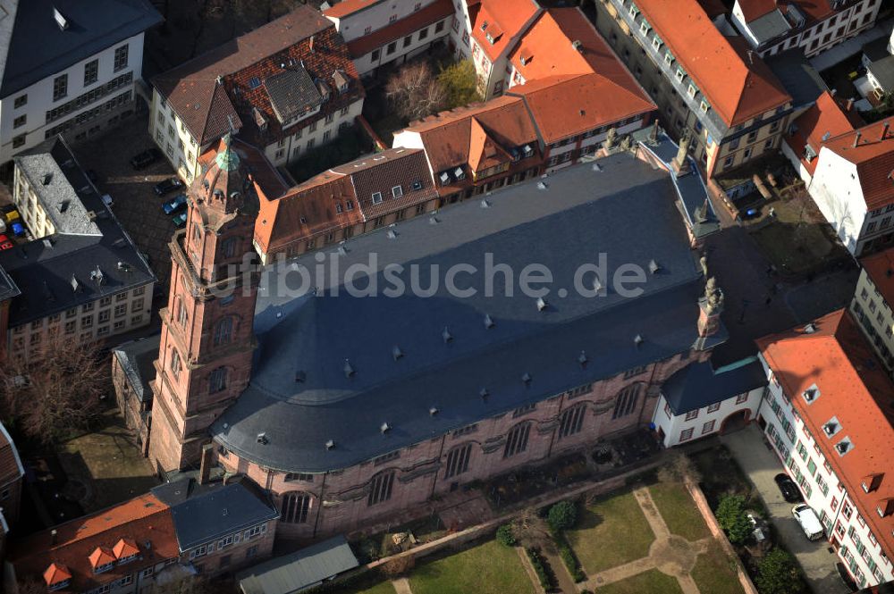 Heidelberg von oben - Die Heiliggeistkirche in der Altstadt von Heidelberg