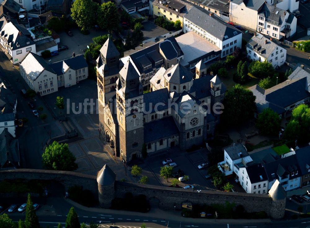 Mayen von oben - Die Herz-Jesu-Kirche in Mayen im Bundesland Rheinland-Pfalz