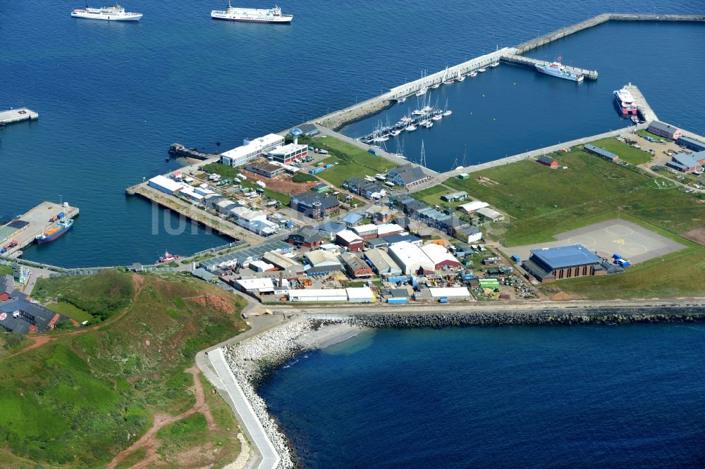 Luftbild Helgoland - Die Insel Helgoland in der Nordsee mit dem Hafengelände auf Helgoland im Bundesland Schleswig-Holstein