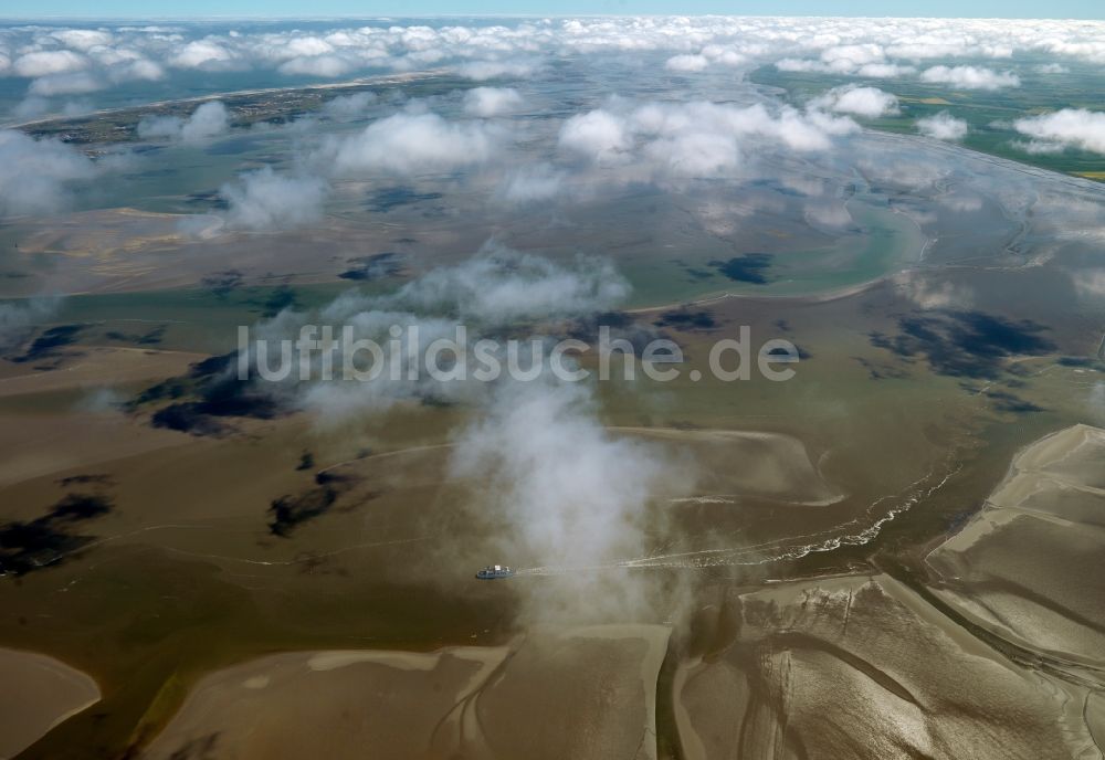 Juist von oben - Die Insel Juist im Wattenmeer im Bundesland Niedersachsen