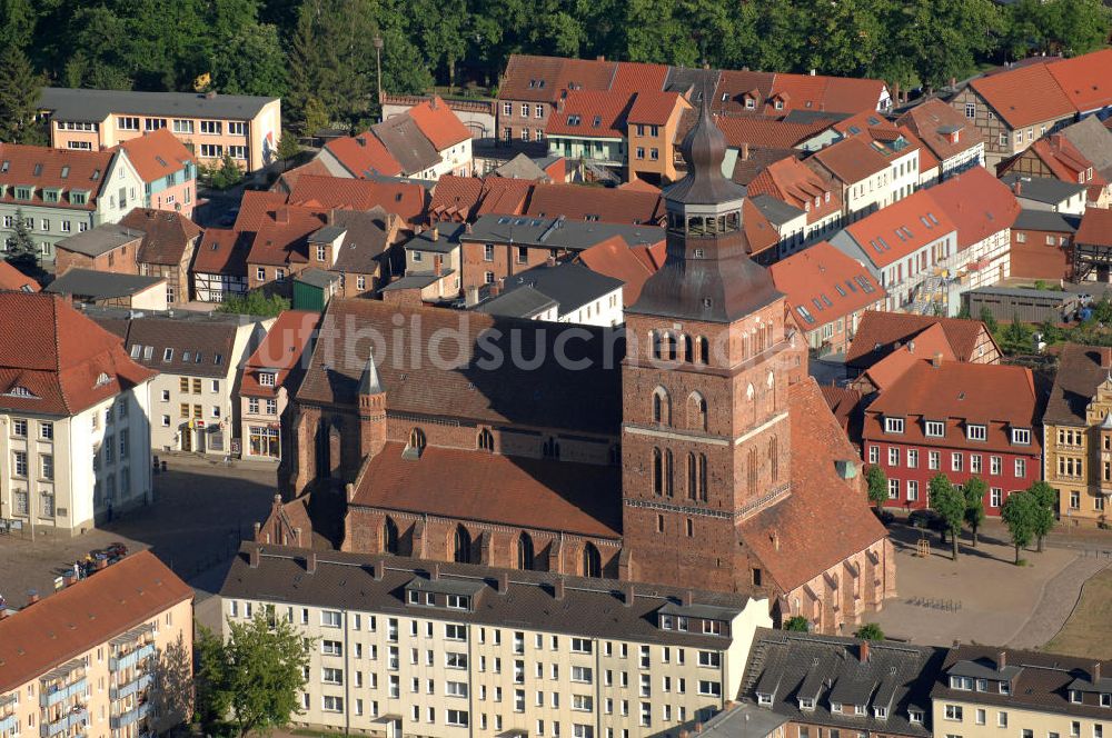 Luftbild Malchin - Die St. Johanneskirche in Malchin