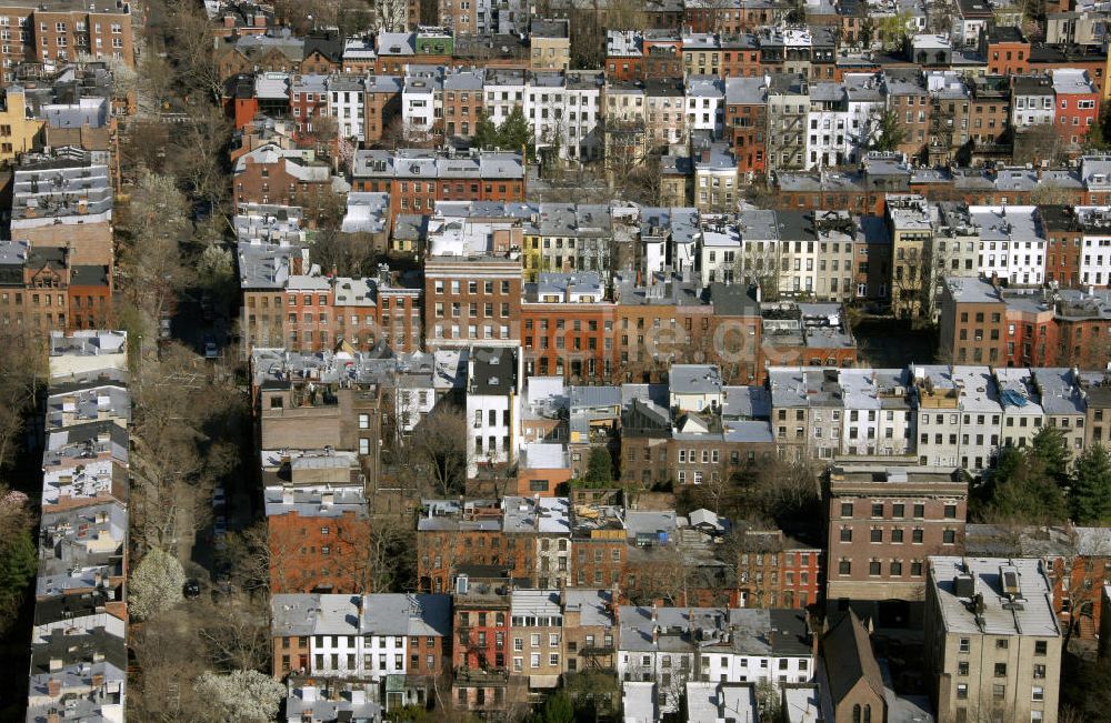 New York aus der Vogelperspektive: Die Joralemon Straße im Stadtbezirk Brooklyn Heights im New Yorker Stadtteil Brooklyn