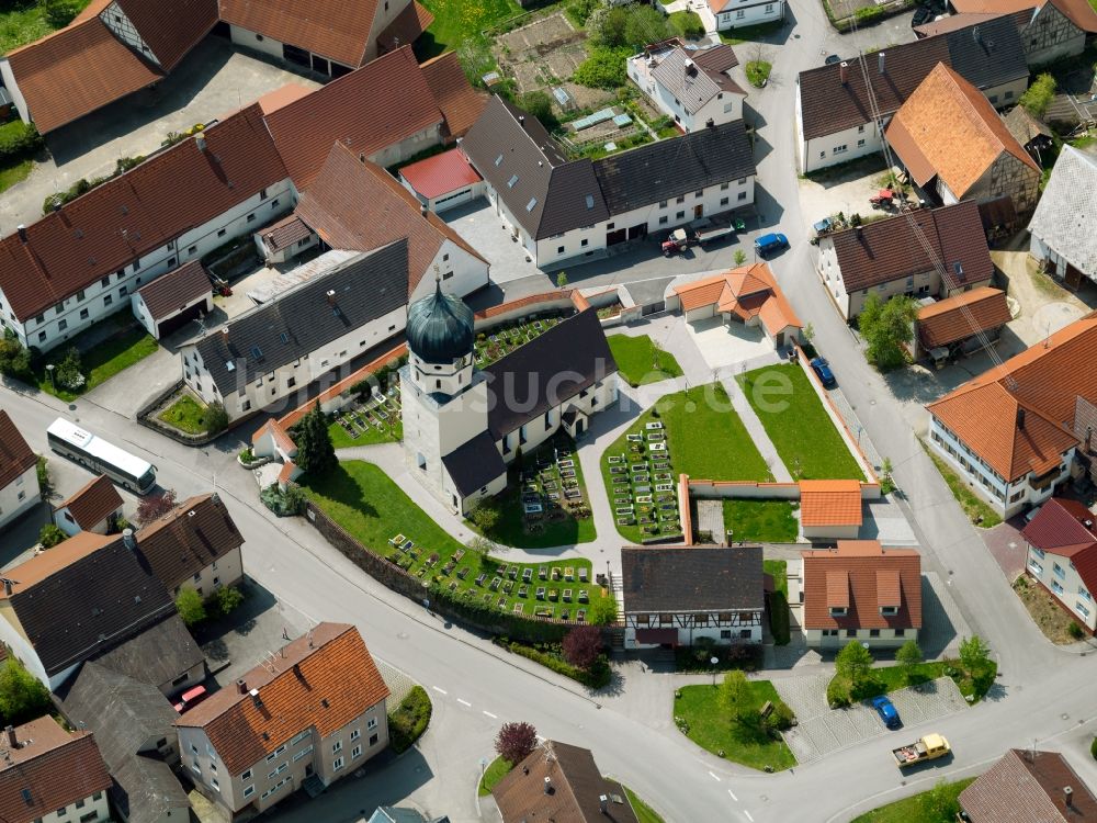 Luftbild Neenstetten - Die Kirche in Neenstetten im Bundesland im Bundesland Baden-Württemberg