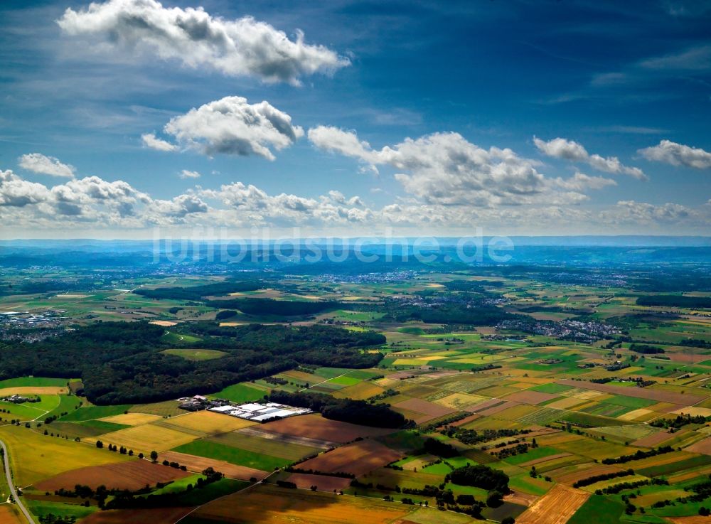 Luftbild Ludwigsburg - Die Landschaft des Neckarbeckens um Ludwigsburg im Bundesland Baden-Württemberg