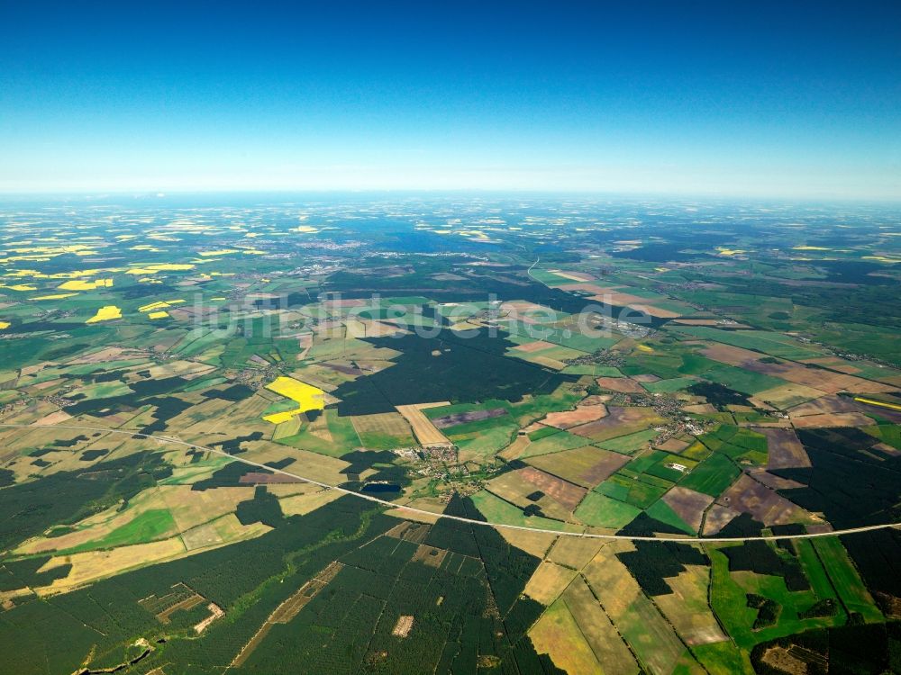 Schwerin aus der Vogelperspektive: Die Landschaft südlich von Schwerin im Landkreis Ludwigslust-Parchim im Bundesland Mecklenburg-Vorpommern