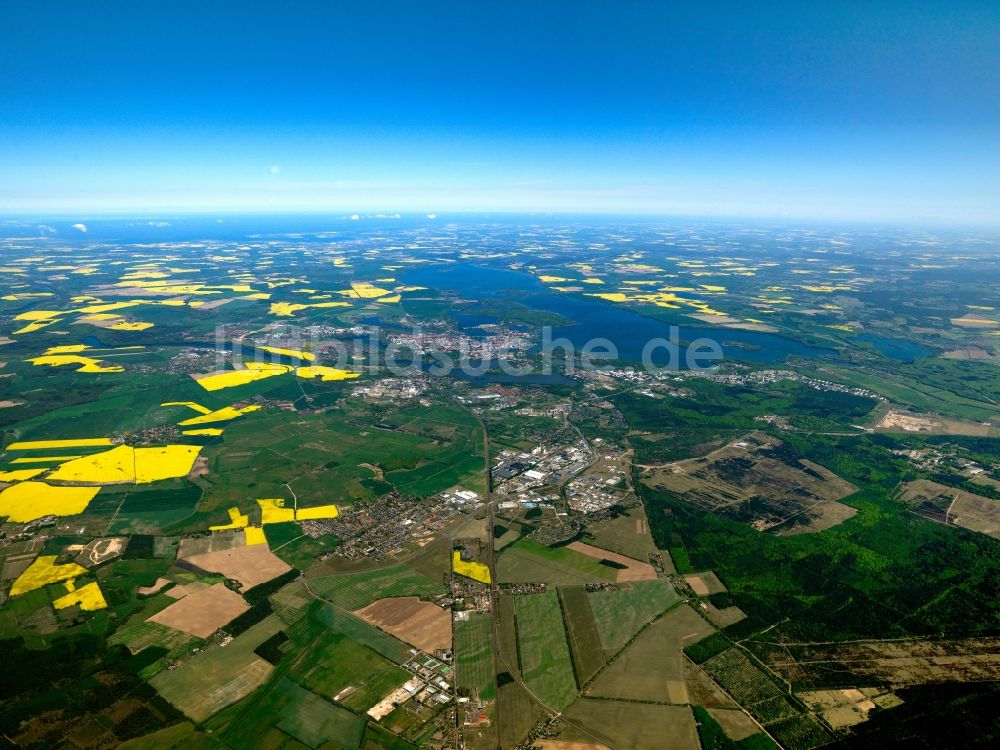 Luftaufnahme Schwerin - Die Landschaft südlich von Schwerin im Landkreis Ludwigslust-Parchim im Bundesland Mecklenburg-Vorpommern