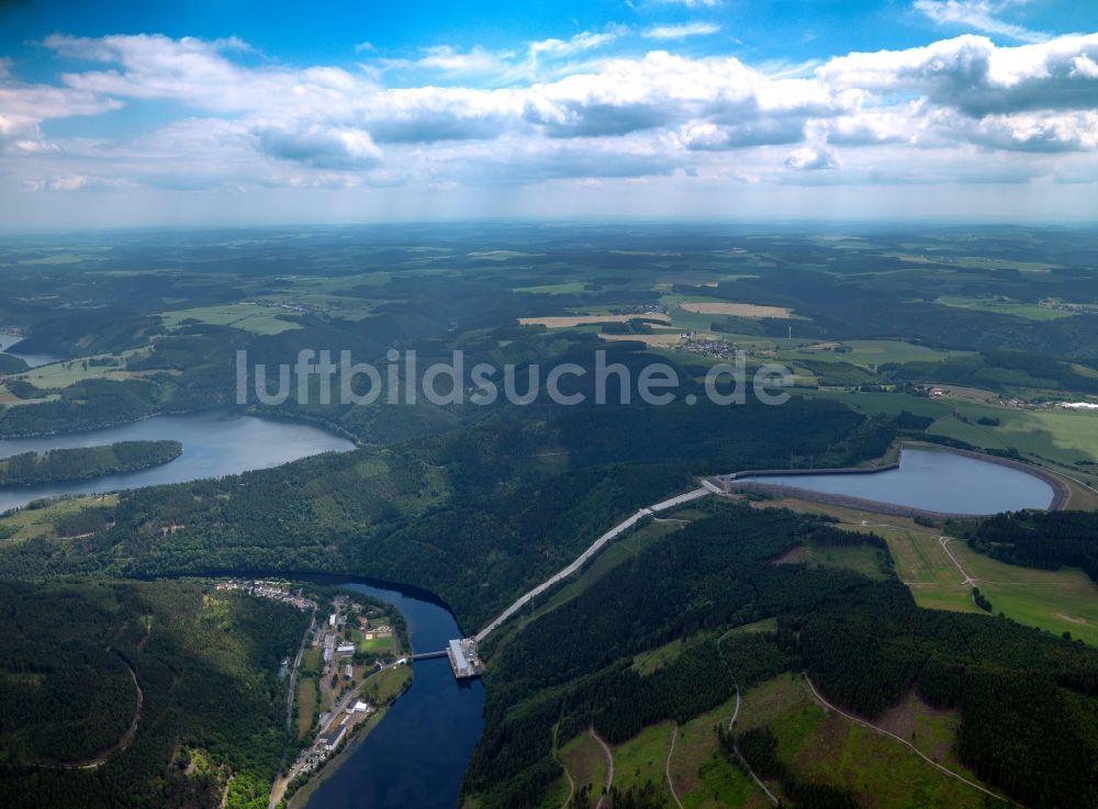 Luftaufnahme Hohenwarte - Die Landschaft und Talsperre Hohenwarte im Bundesland Thüringen