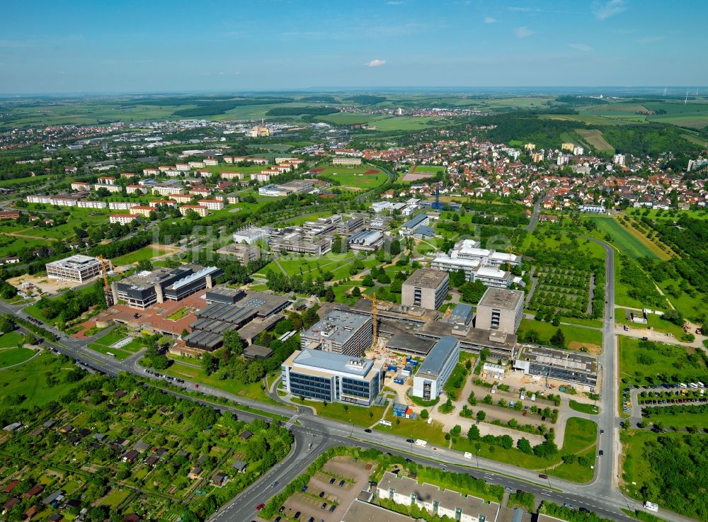 Luftaufnahme Würzburg - Die Leighton-Barracks im unterfränkischen Würzburg in Bayern