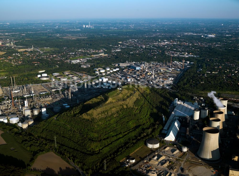 Gelsenkirchen aus der Vogelperspektive: Die Ölraffinerie Scholven in Gelsenkirchen im Bundesland Nordrhein-Westfalen