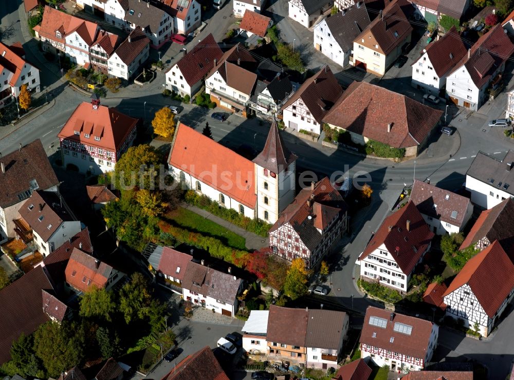 Kirchberg aus der Vogelperspektive: Die Lukaskirche in Kirchberg an der Murr im Bundesland Baden-Württemberg