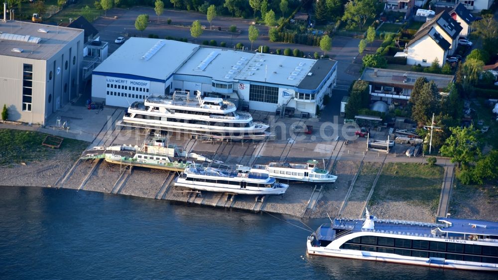 Niederkassel aus der Vogelperspektive: Die Lux-Werft in Niederkassel im Bundesland Nordrhein-Westfalen, Deutschland