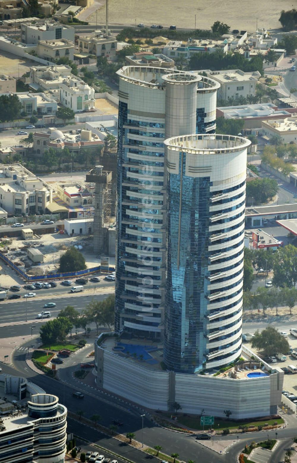 Luftaufnahme Dubai - Die Manazel Towers in Dubai