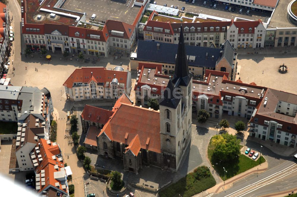 Luftaufnahme Halberstadt - Die Martinikirche ist eine Kirche im gotischen Baustil im Zentrum von Halberstadt in Sachsen-Anhalt