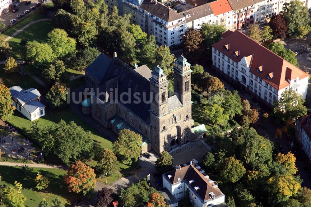 Luftaufnahme Saarbrücken - Die St. Michael Kirche in Saarbrücken im Bundesland Saarland