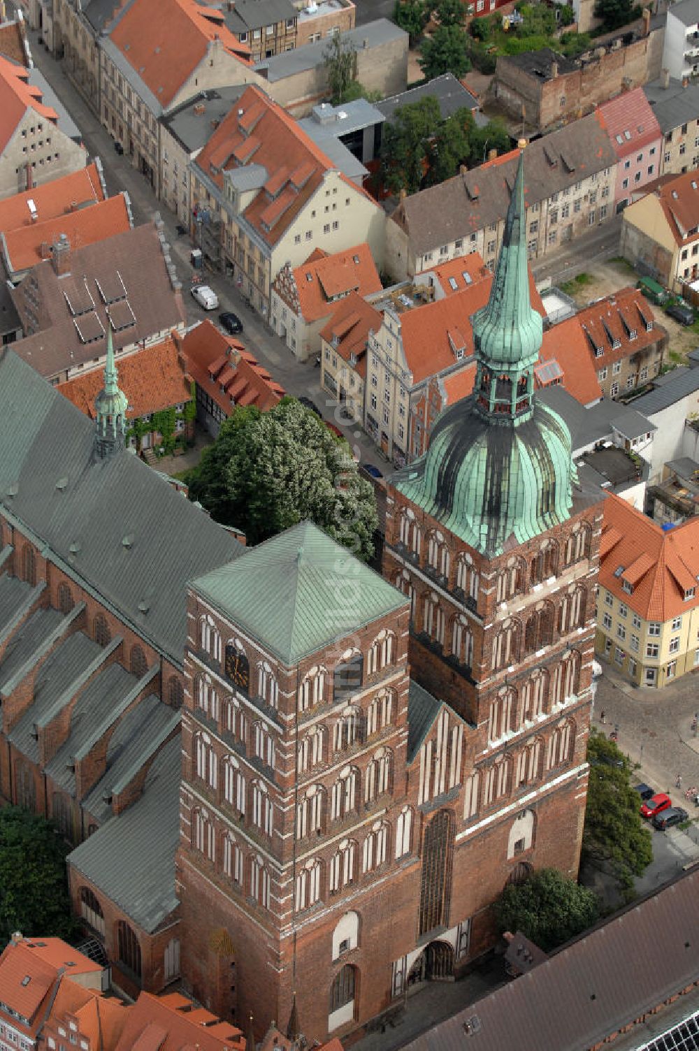 Stralsund aus der Vogelperspektive: Die St.-Nikolai-Kirche in Stralsund