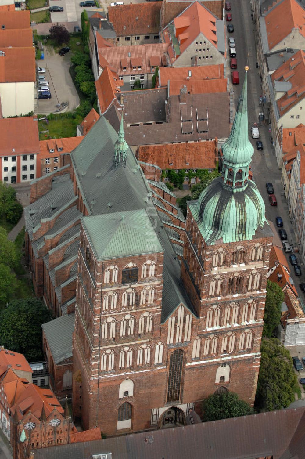 Luftaufnahme Stralsund - Die St.-Nikolai-Kirche in Stralsund