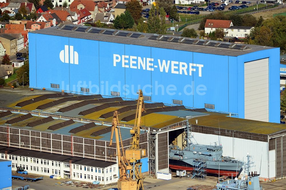 Wolgast aus der Vogelperspektive: Die Peene-Werft in Wolgast im Bundesland Mecklenburg-Vorpommern