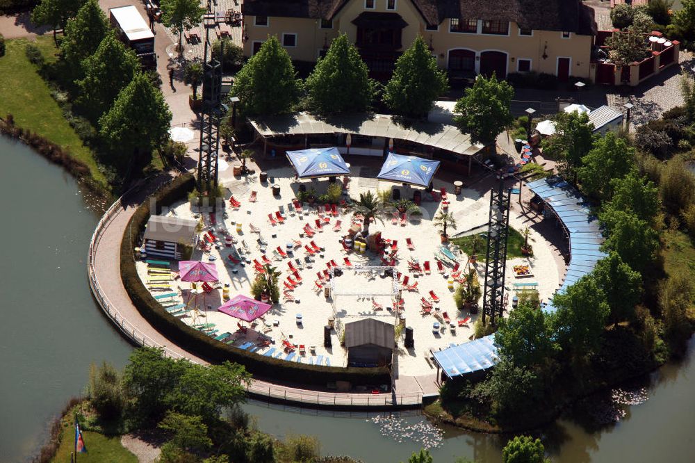 Oberhausen aus der Vogelperspektive: Die Promenade des Einkaufszentrums Centropark in Oberhausen