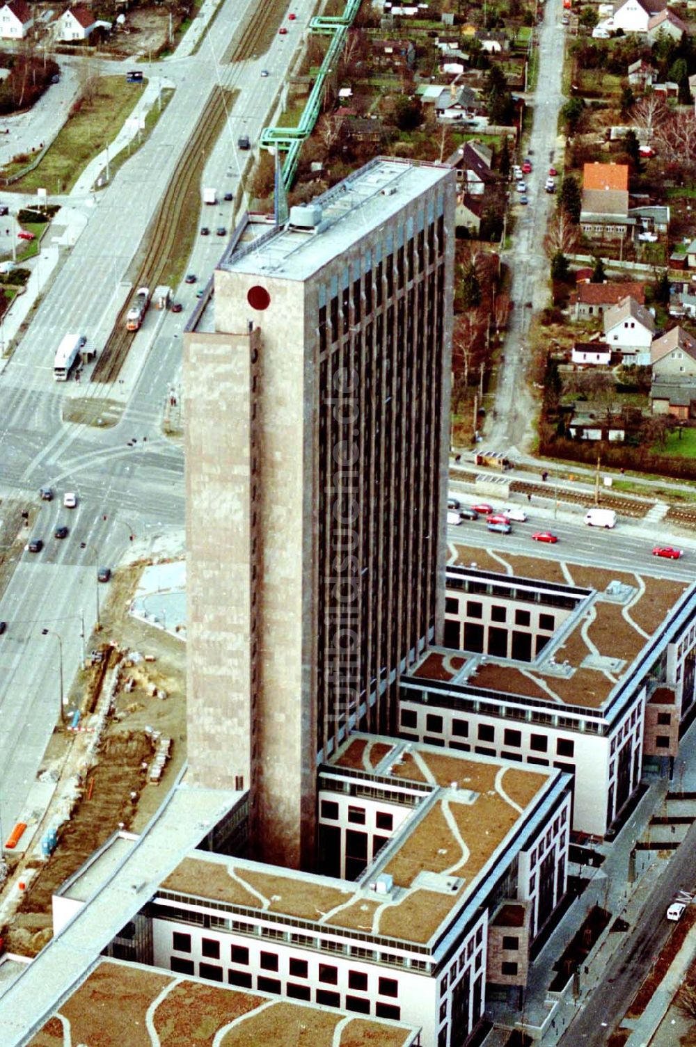 Berlin aus der Vogelperspektive: 12.02.1995 die Pyramide Marzahn Rhinstraße