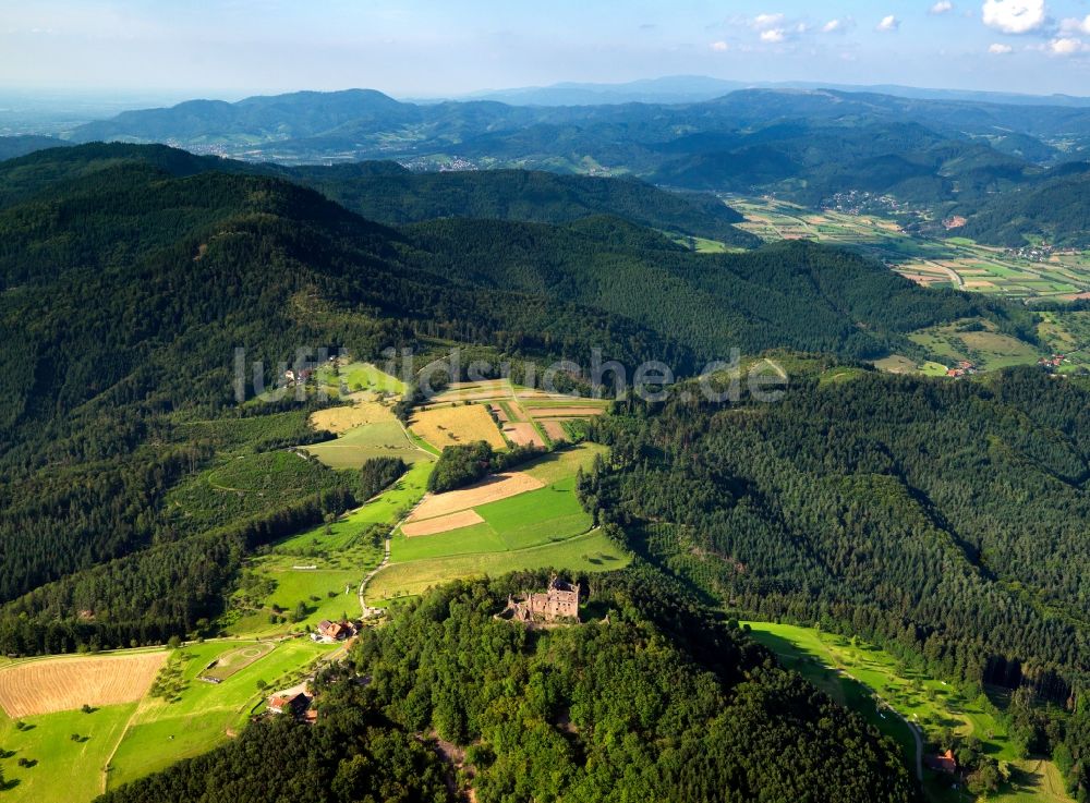 Seelbach von oben - Die Ruine Hohengeroldseck im Ortsteil Schönberg der Gemeinde Seelbach im Bundesland Baden-Württemberg