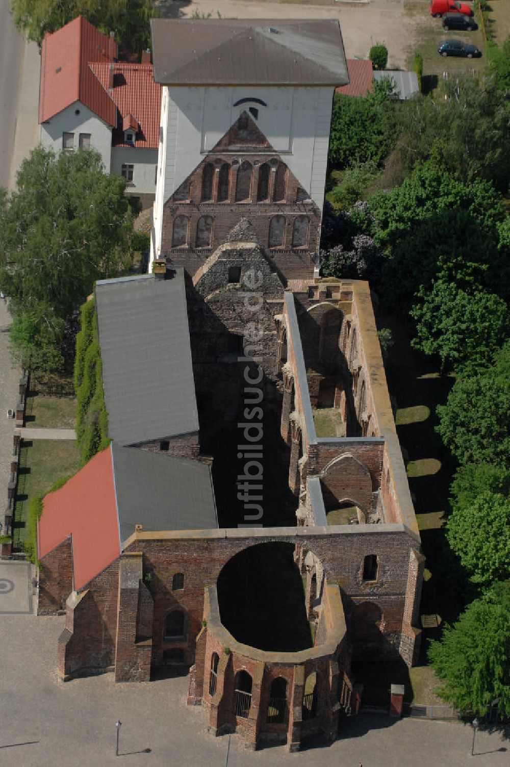 Luftbild Wriezen - Die Ruine der St. Marienkirche in Wriezen