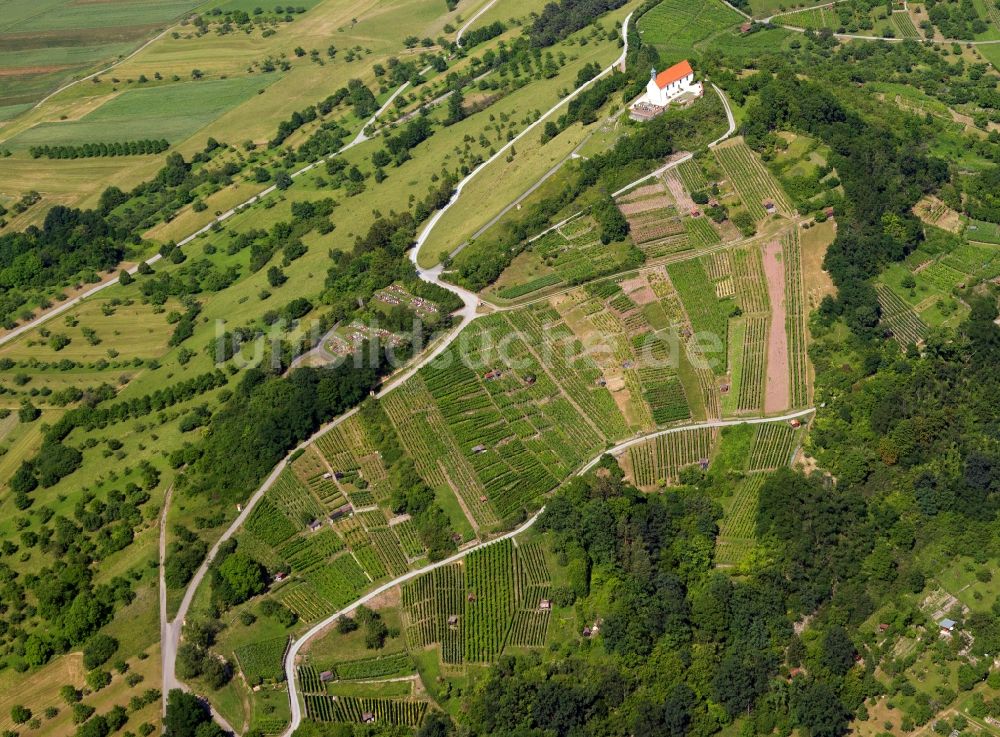 Tübingen aus der Vogelperspektive: Die Sankt-Remigius-Kapelle auf dem Kapellenberg bei Thübingen im Bundesland Baden-Württemberg