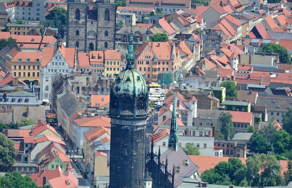 Luftaufnahme Wittenberg - Die Schlosskirche in Wittenberg in Sachsen-Anhalt