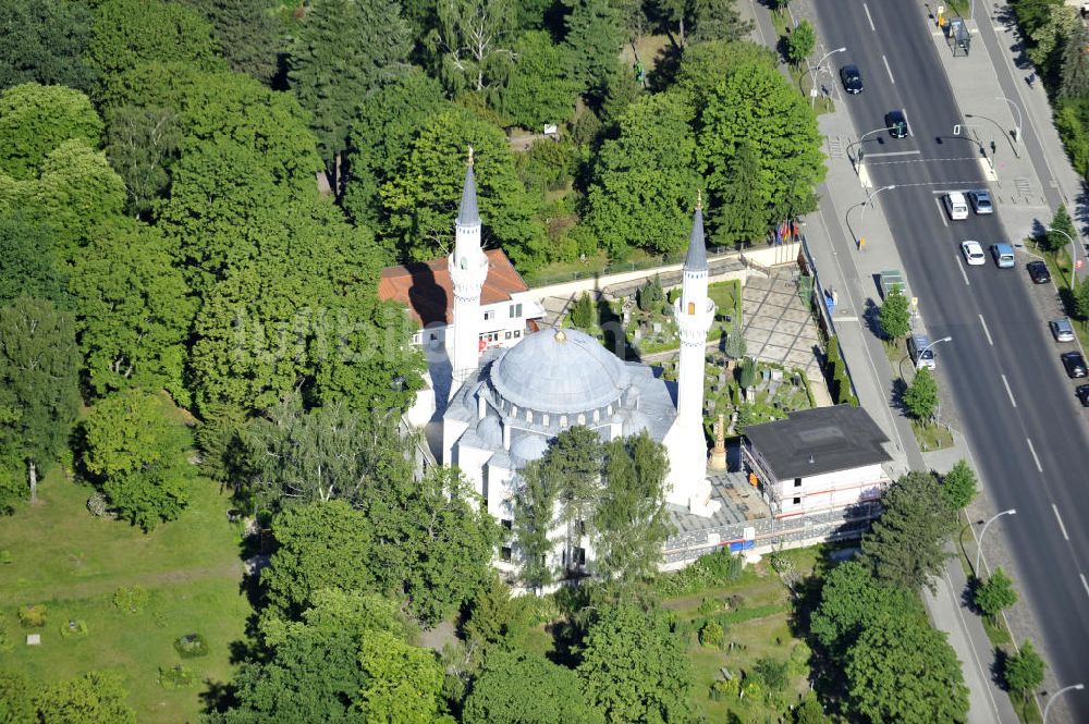 Luftaufnahme Berlin Tempelhof - Die Sehitlik-Moschee in Berlin-Neukölln