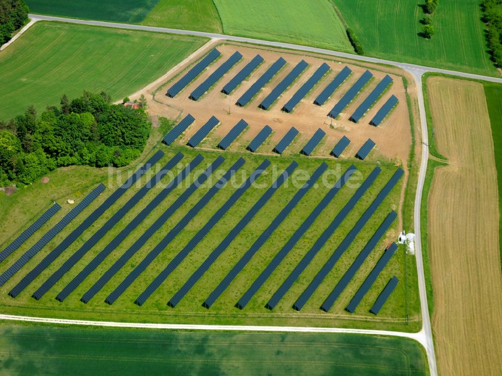 Luftbild Forchheim - Die Solaranlage im oberfränkischen Forchheim im Bundesland Bayern