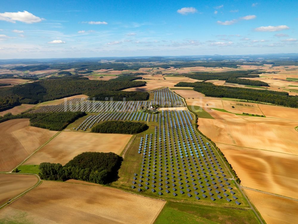 Arnstein aus der Vogelperspektive: Die Solaranlage im unterfränkischen Arnstein im Landkreis Main-Spessart im Bundesland Bayern