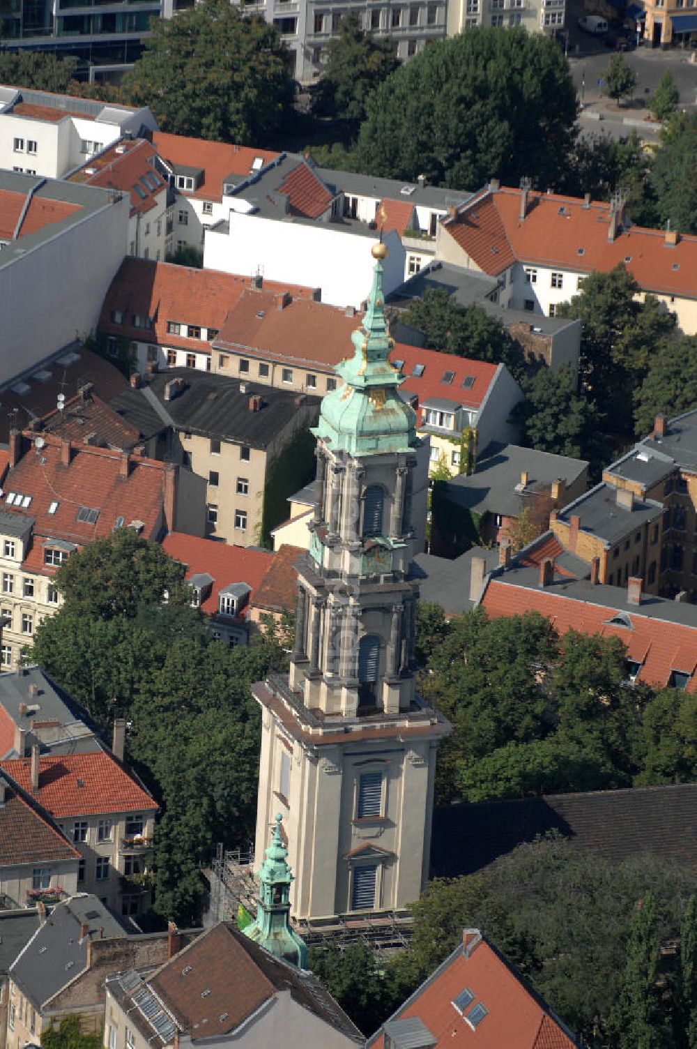 Berlin von oben - Die Sophienkirche in der Spandauer Vorstadt in Berlin