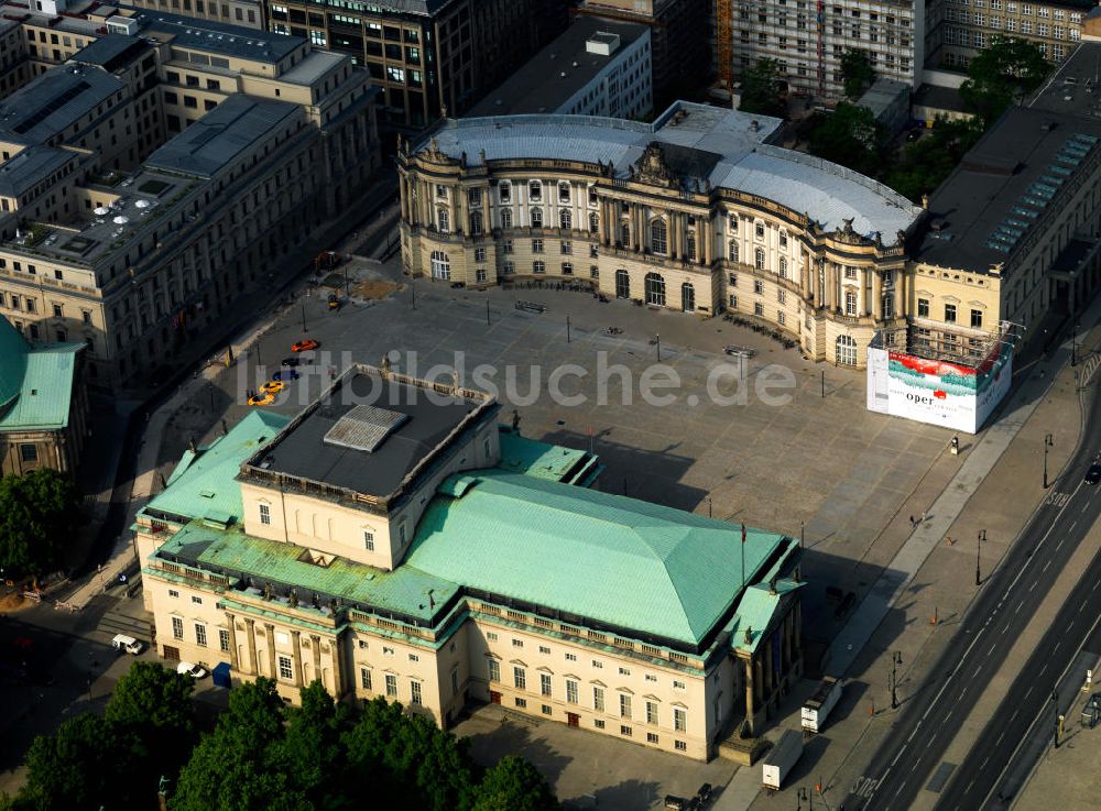 Luftaufnahme Berlin - Die Staatsoper in Berlin und Umgebung