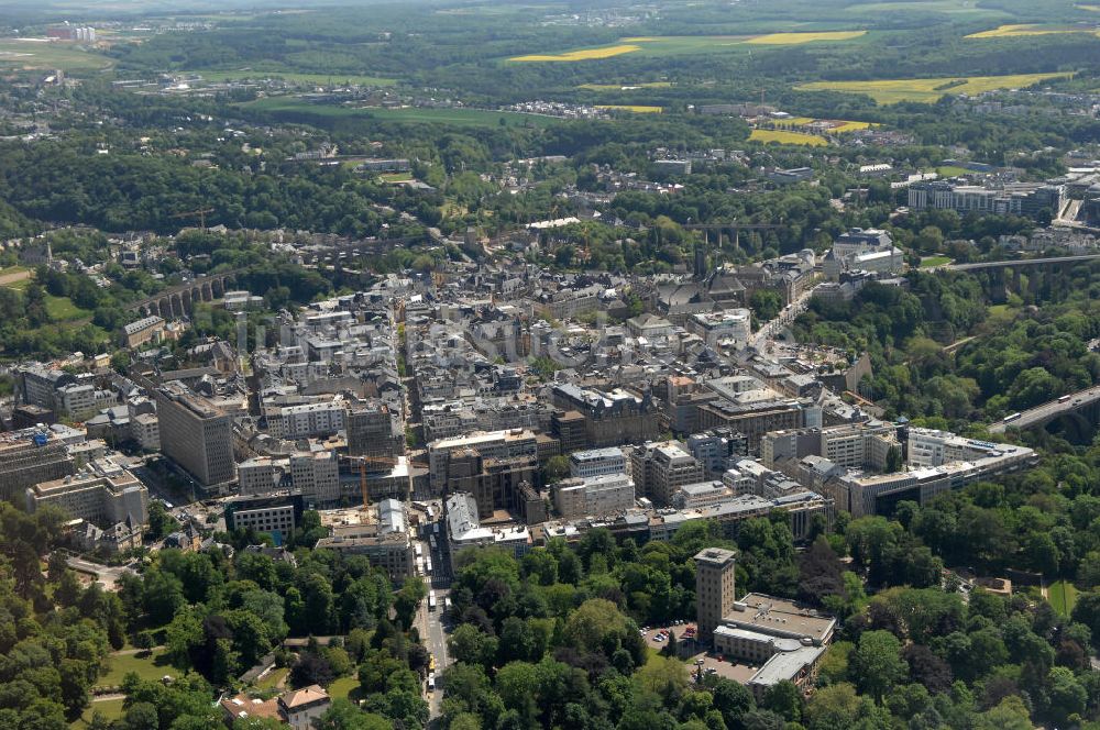 LUXEMBURG aus der Vogelperspektive: Die Stadt Luxemburg (frz