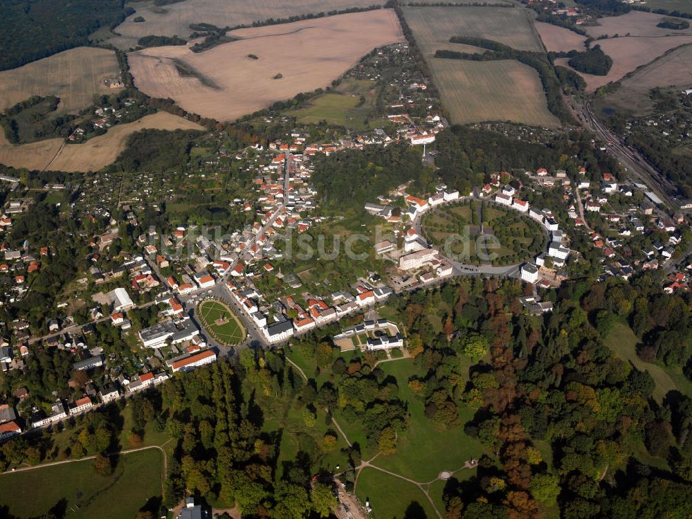 Putbus aus der Vogelperspektive: Die Stadt Putbus im Landkreises Vorpommern-Rügen in Mecklenburg-Vorpommern