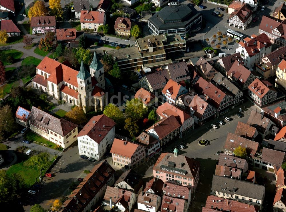 Luftaufnahme Murrhardt - Die Stadtkirche in Murrhardt im Bundesland Baden-Württemberg