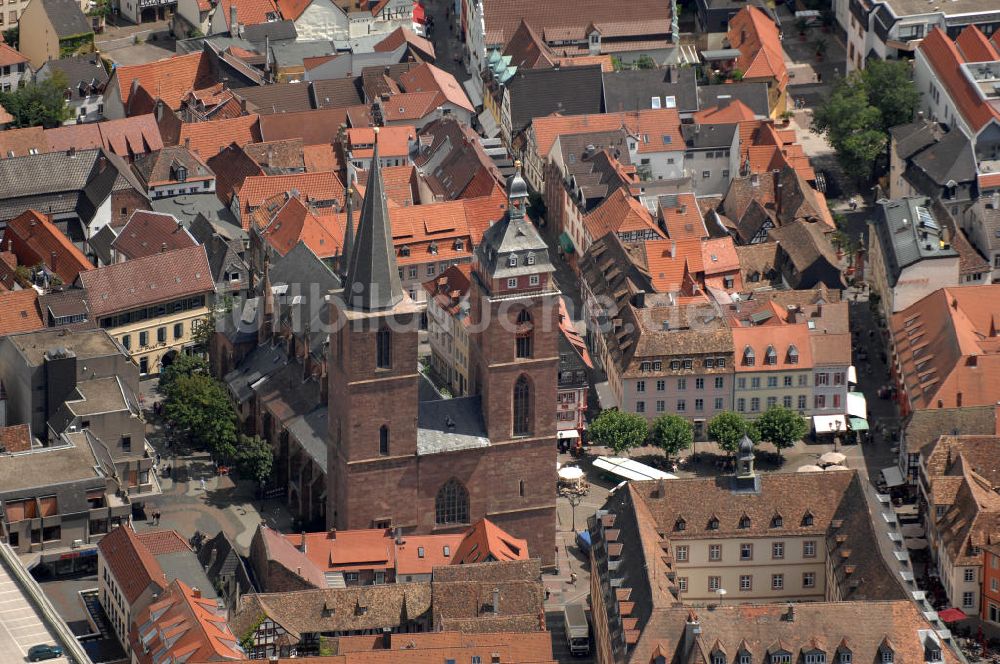 Luftaufnahme Neustadt an der Weinstraße - Die Stiftskirche in Neustadt an der Weinstraße