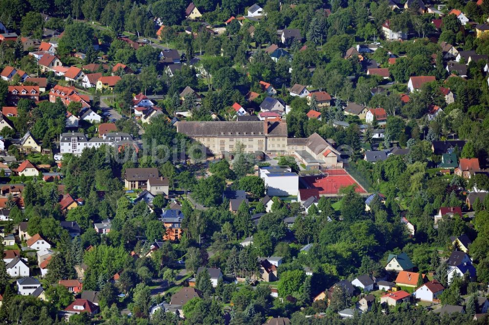 Luftaufnahme Berlin - Die Ulmen Grundschule in Kaulsdorf im Bezirk Marzahn-Hellersdorf in Berlin