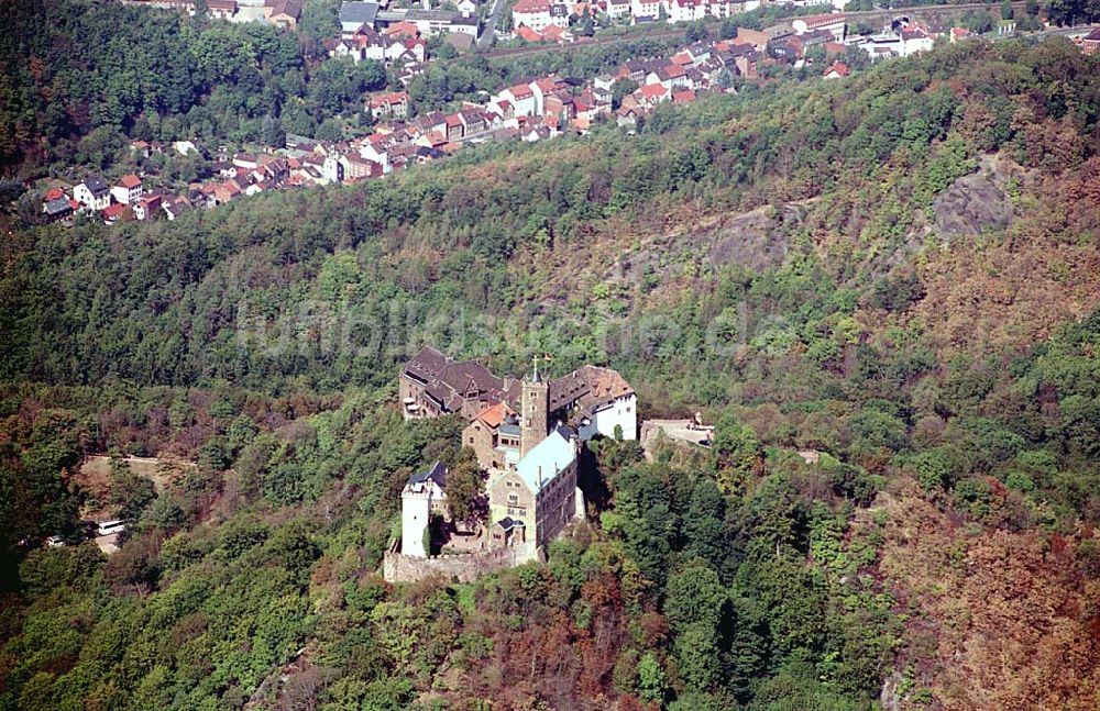 Luftaufnahme Eisenach/ Thüringen - Die Wartburg Wartburg-Stiftung, Auf der Wartburg 99817 Eisenach Telefon: 0 36 91/25 00 Fax: 0 36 91/20 33 42 Email: info@wartburg-eisenach