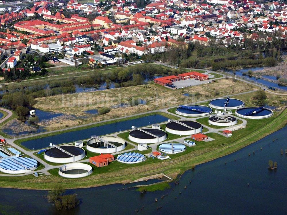 Luftbild Coswig - Die Zentralkläranlage in Coswig an der Elbe