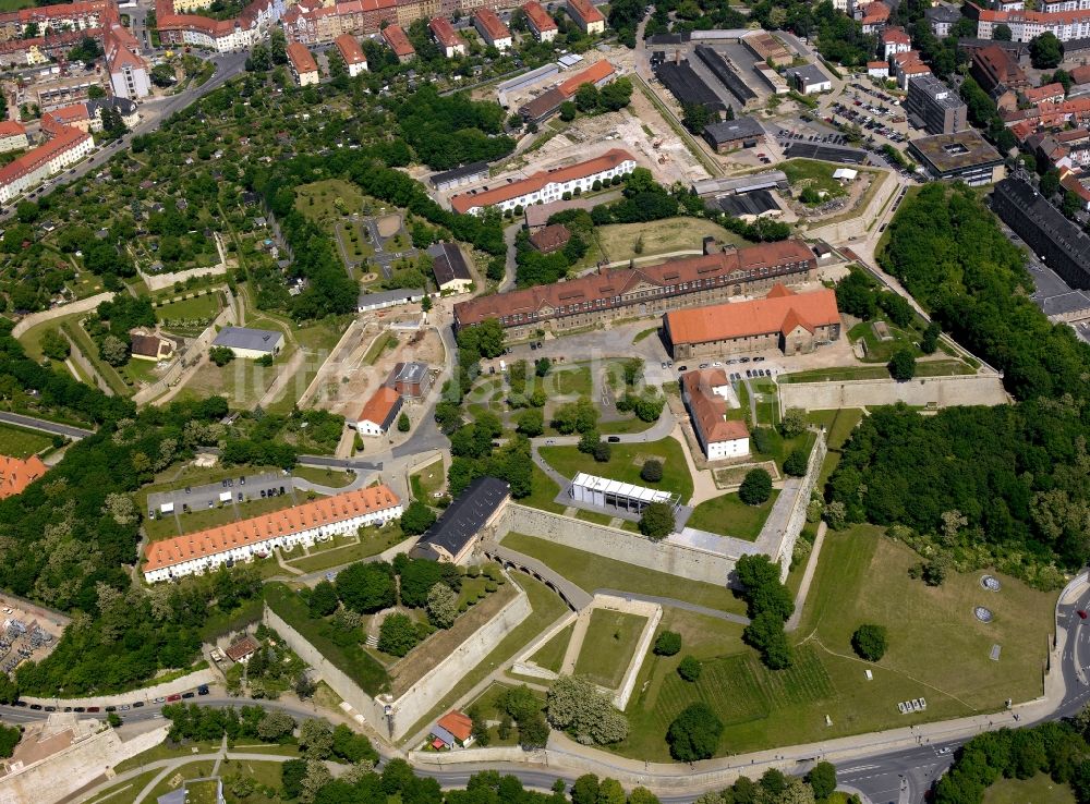 Erfurt von oben - Die Zitadelle Petersberg im Zentrum von Erfurt im Bundesland Thüringen