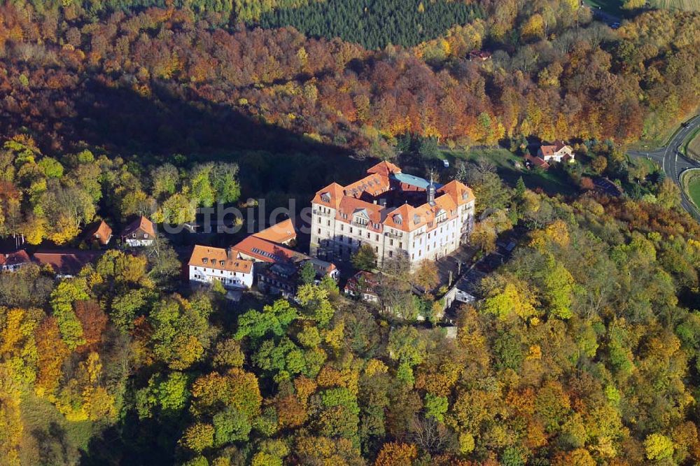 Luftaufnahme Hofbieber - diente die Burg als Exil für den Fürstabt Balthasar von Dernbach und seinem Hofstaat