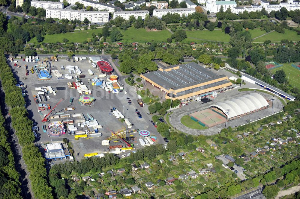 Frankfurt am Main aus der Vogelperspektive: Dippemess und Eissporthalle in Frankfurt am Main