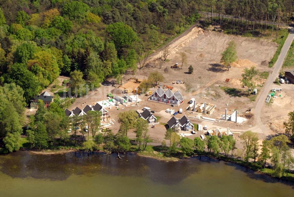 Bad Saarow / Brandenburg von oben - Direkt am größten See im Land Brandenburg, dem Scharmützelsee, entsteht das Feriendorf ?Schlosspark Bad Saarow?