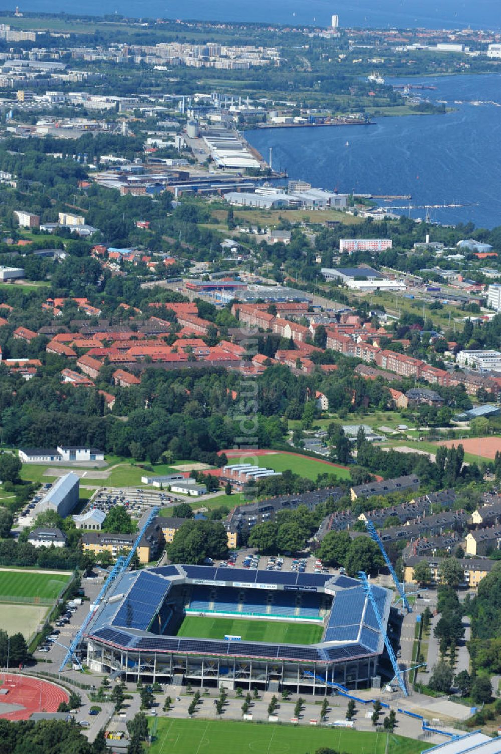 Rostock aus der Vogelperspektive: DKB-Arena / Stadion des F.C. Hansa Rostock e.V.