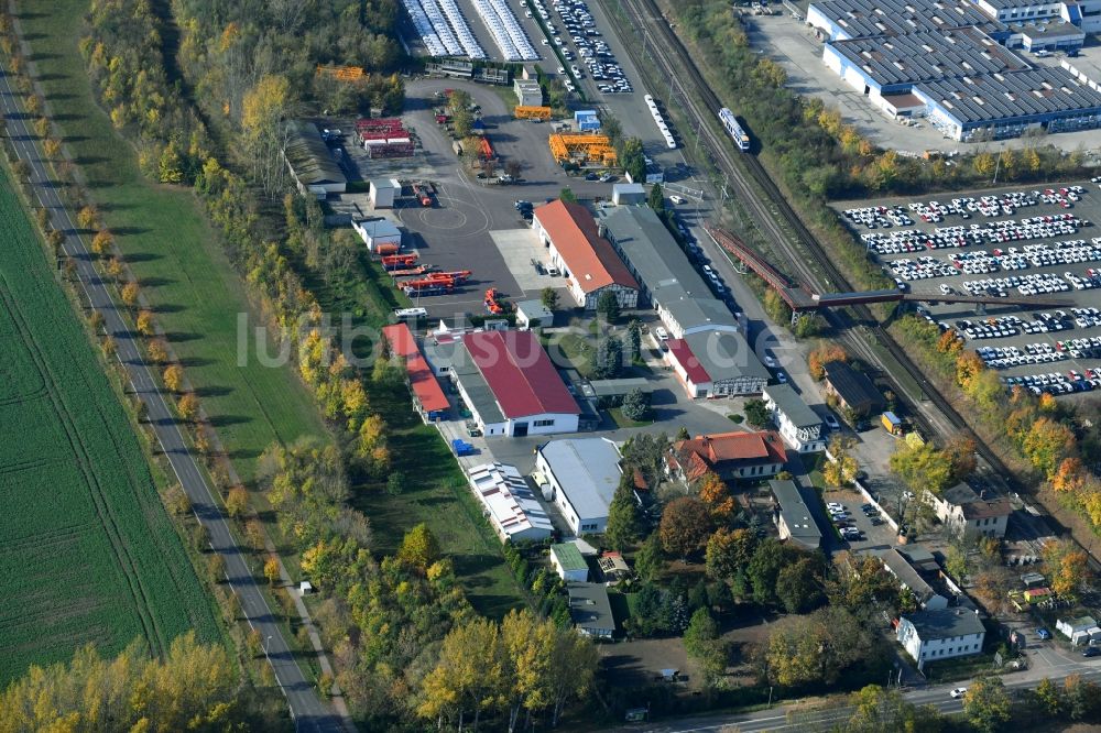 Sülzetal aus der Vogelperspektive: DKM Dodendorfer Kunststoff- und Metalltechnik GmbH im Ortsteil Dodendorf in Sülzetal im Bundesland Sachsen-Anhalt, Deutschland