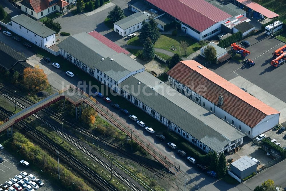 Luftaufnahme Sülzetal - DKM Dodendorfer Kunststoff- und Metalltechnik GmbH im Ortsteil Dodendorf in Sülzetal im Bundesland Sachsen-Anhalt, Deutschland